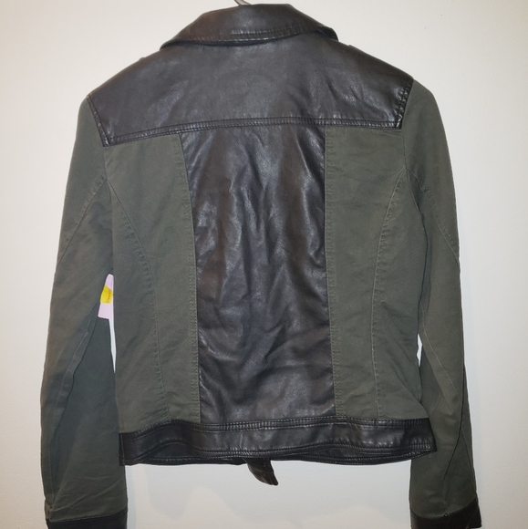 Jacket - Picture 2 of 2